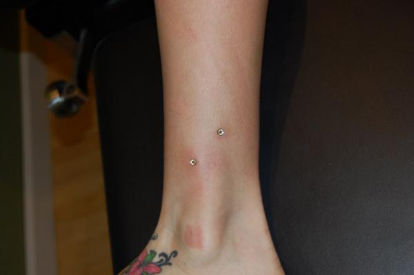 Ankle Piercing With Diamond Gems