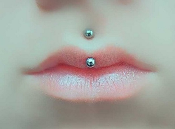 Nice Jestrum Piercing With Silver Barbell