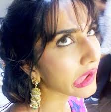 Vaani Kapoor Funny Selfie Expression Actress