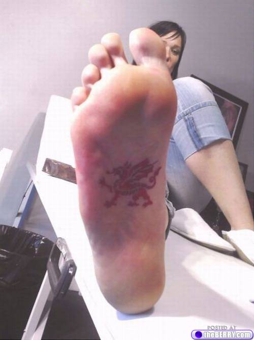 Dragon Tattoo On Under Foot