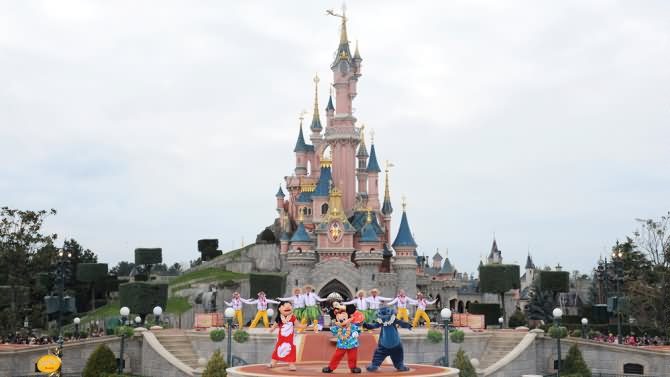 Disneyland Paris Front View