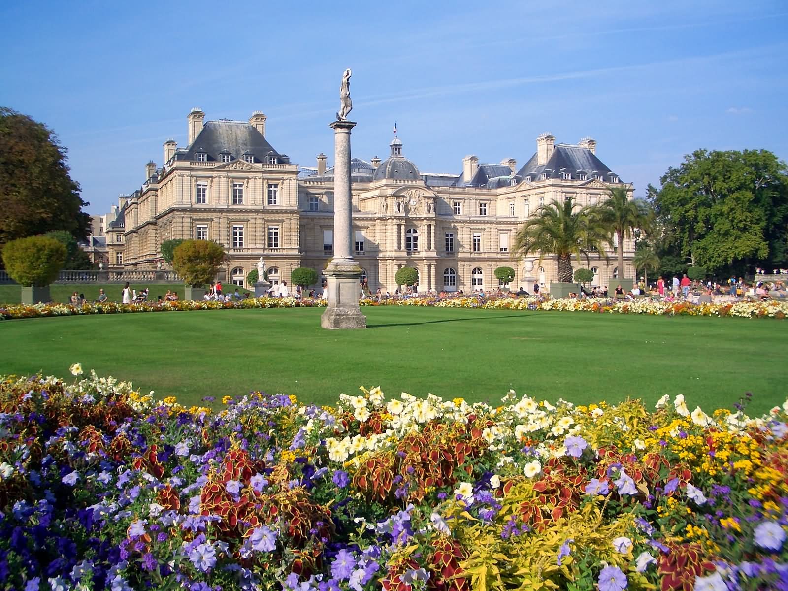 Jardin du Luxembourg Beautiful Flowers View