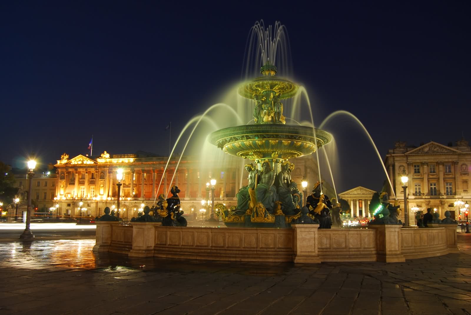 Night View Of Fountain In Place de la Concorde