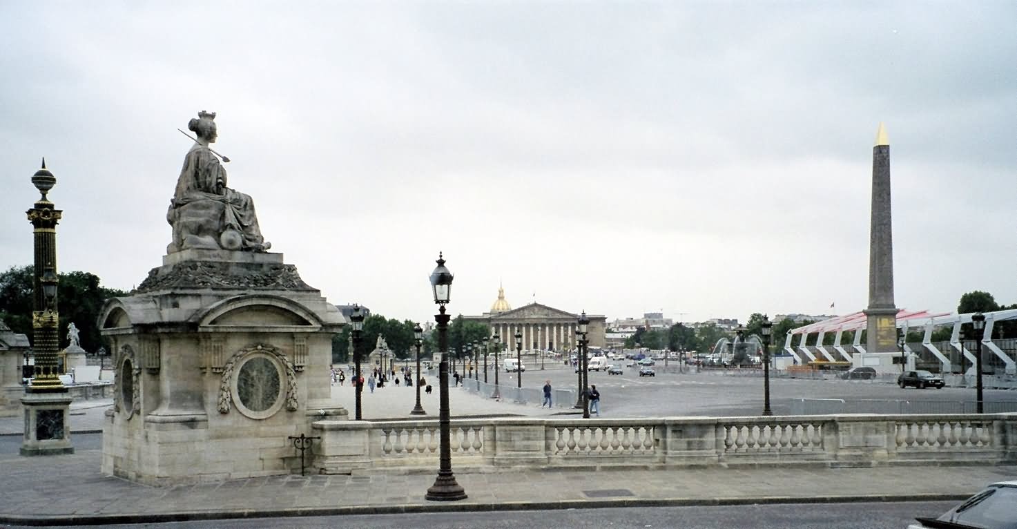 Place de la Concorde Facade Picture