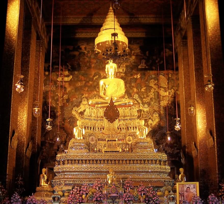 Emerald Buddha Temple Interior View