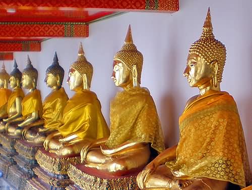 Lord Buddha Sculptures Inside Emerald Buddha