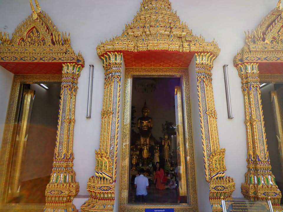 Temple Inside Grand Palace Picture