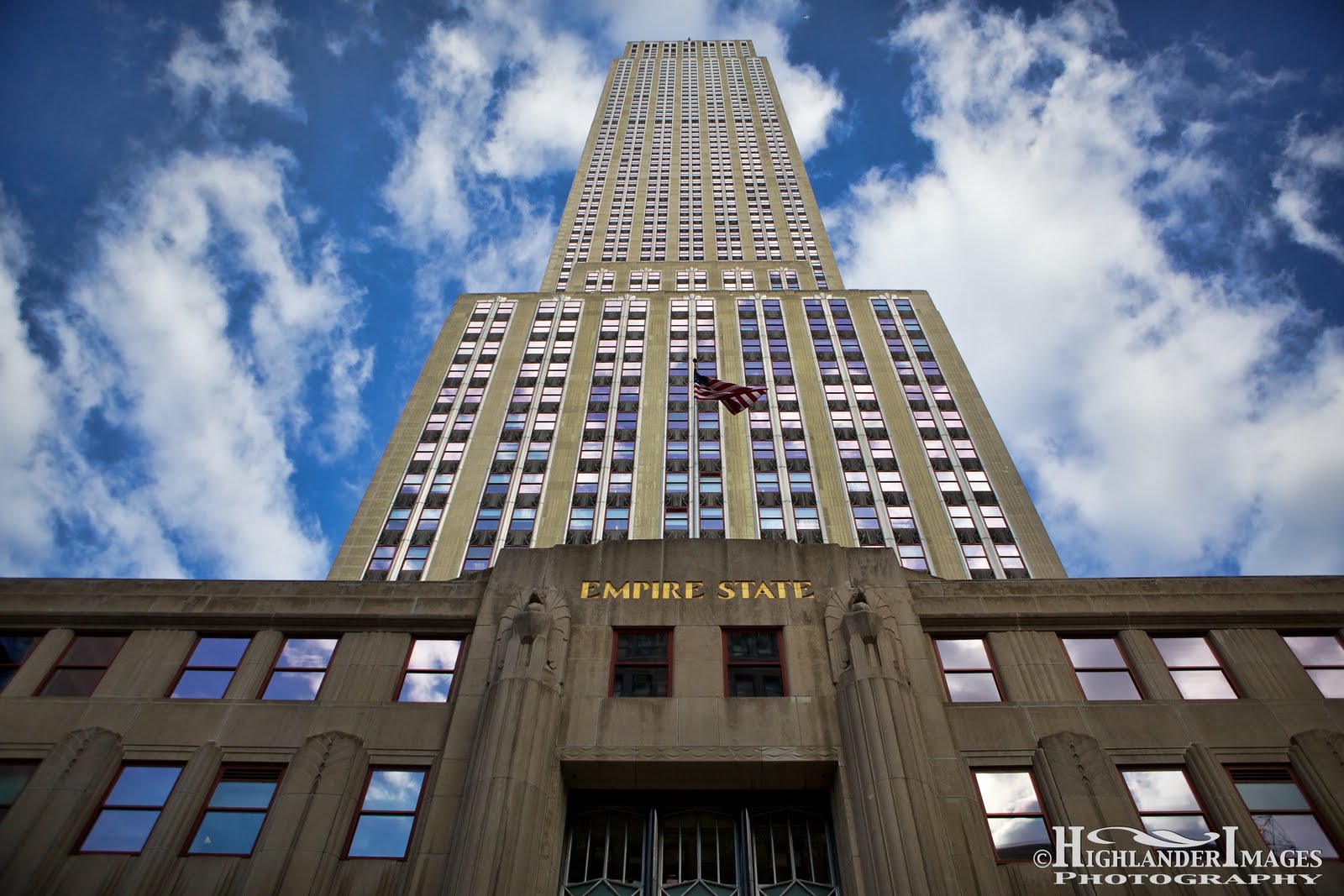 Покажи здание. Эмпайр-Стейт-Билдинг. Нью Йорк Empire State building. Здание Эмпайр Стейт в Нью-Йорке. Здание Эмпайр Стейт Билдинг.