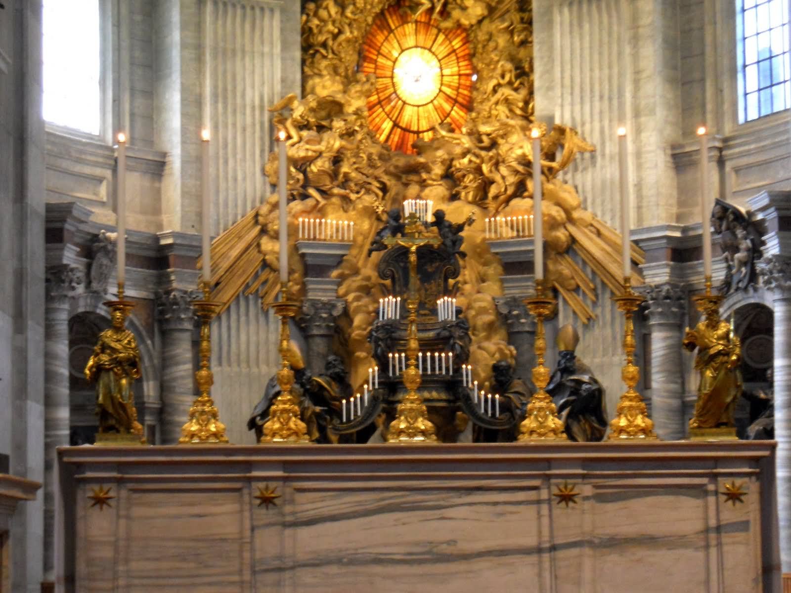 16 Most Beautiful Saint Peter's Basilica Altar Pictures ...