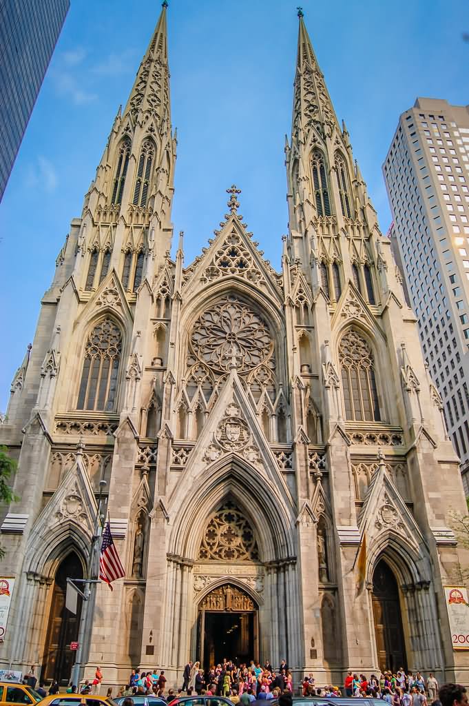 Beautiful Front View Of St. Patrick's Cathedral