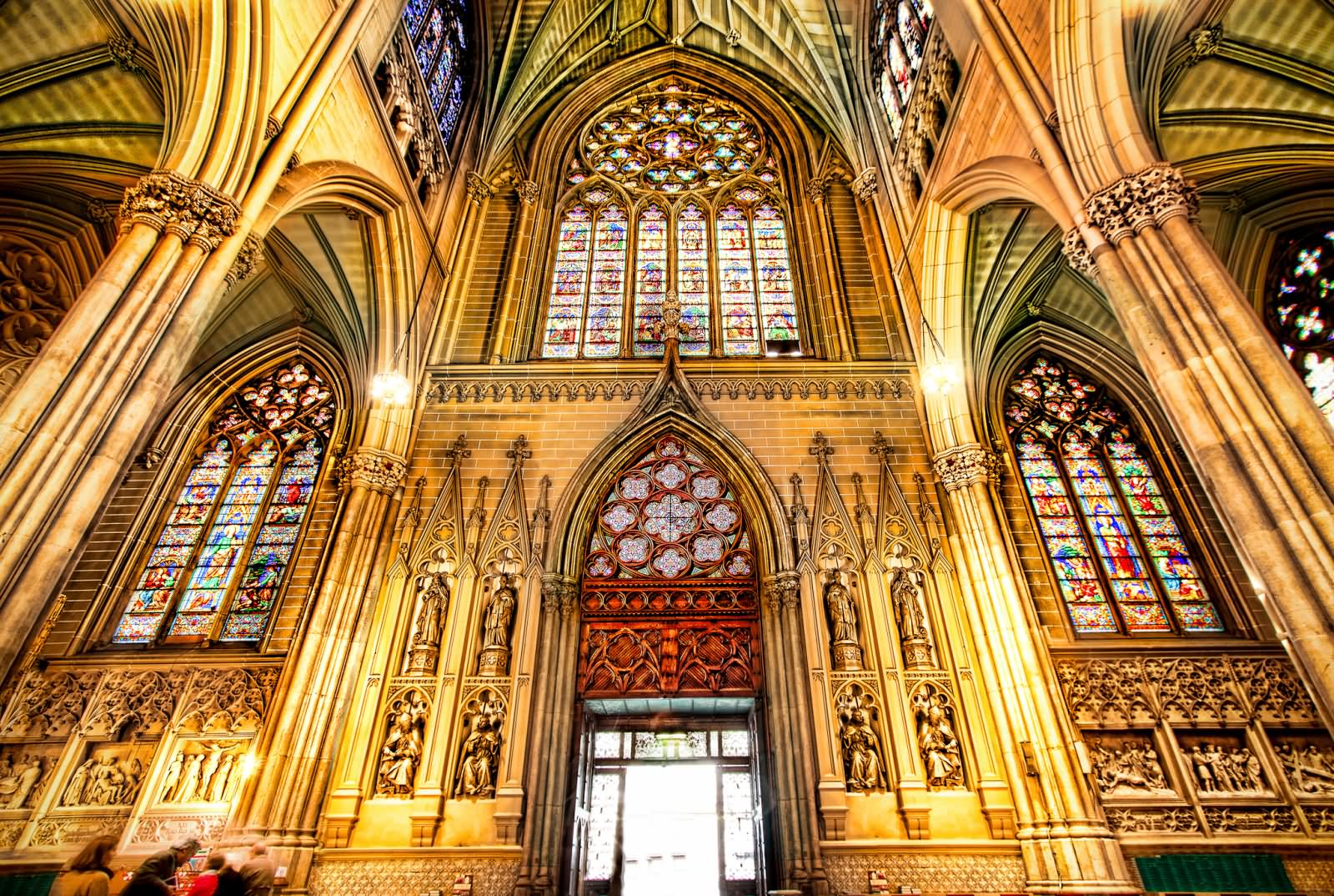 Beautiful Interior View Of St. Patrick's Cathedral