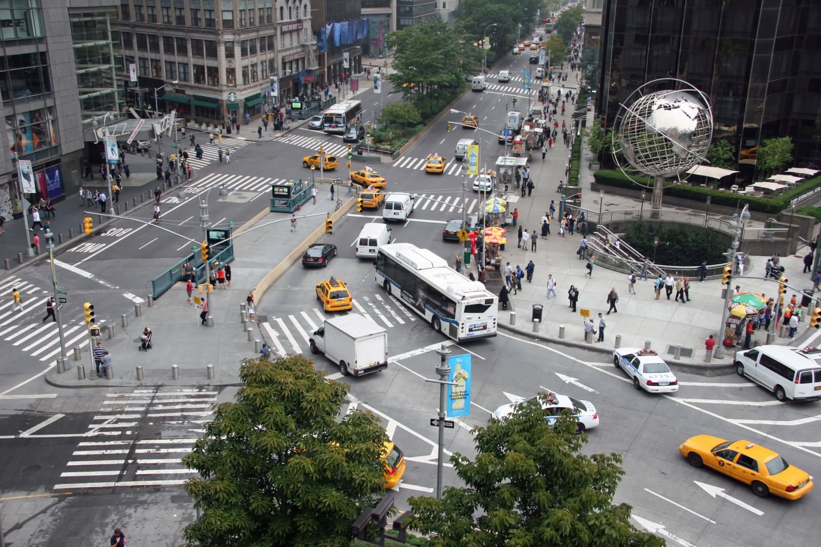 Серкл. Коламбус Серкл. Columbus circle New York. Колумбус вид сверху. Рейнтри-Серкл.