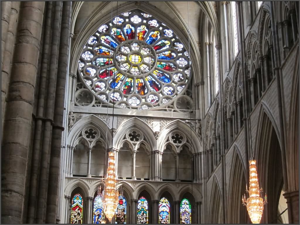 Stunning Interior View Of Westminster Abbey