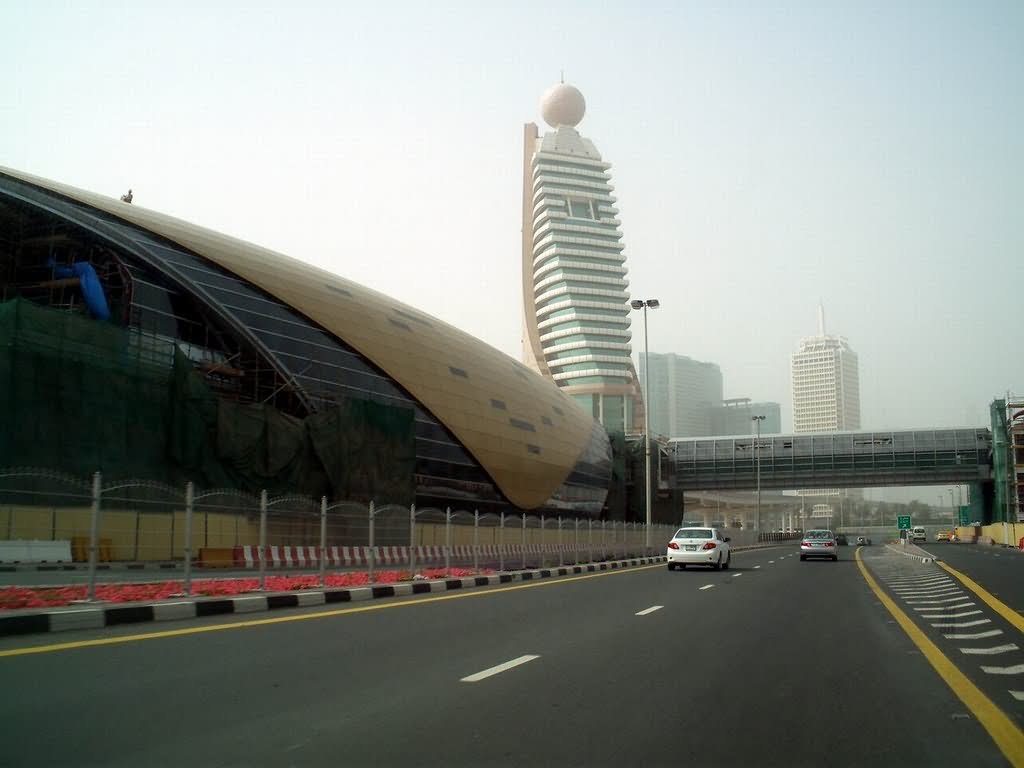 Al Jafiliya Metro Station And Etisalat Tower Picture