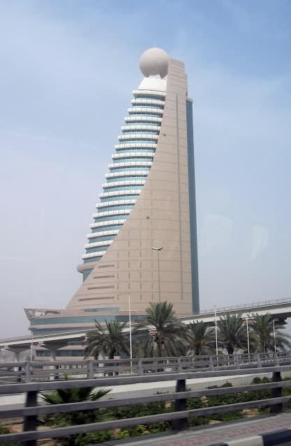 Etisalat Tower Looks Amazing