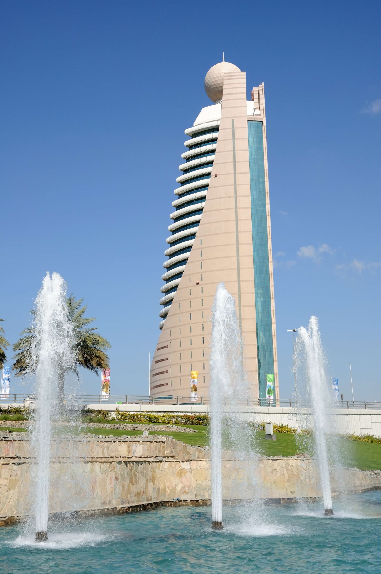 Fountains Near Etisalat Tower Picture