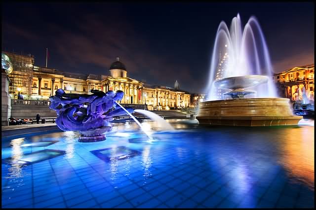 Incredible Night View Of Fountain At Trafalgar Square