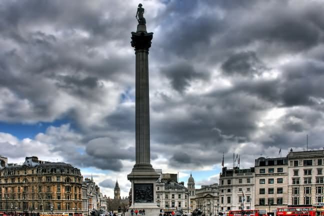 Nelson's Column At Trafalgar Square Looks Amazing With Black Clouds