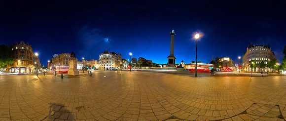 Panorama Night View Of The Trafalgar Square