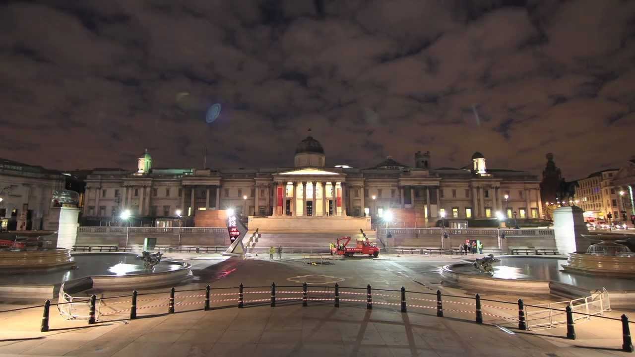 Stunning Night View Of Trafalgar Square