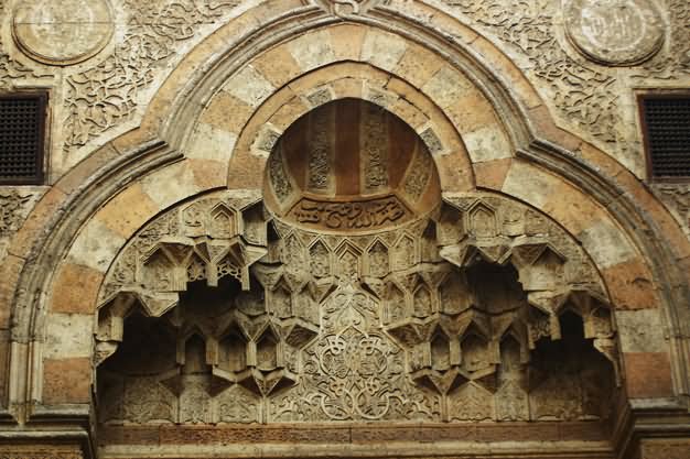 Adorable Architecture Inside The Al Azhar Mosque, Cairo