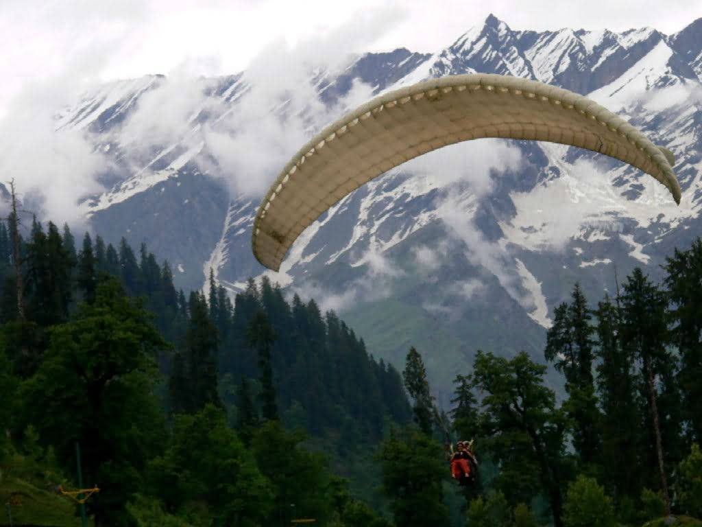 A Tourist Enjoying At The Solang Valley