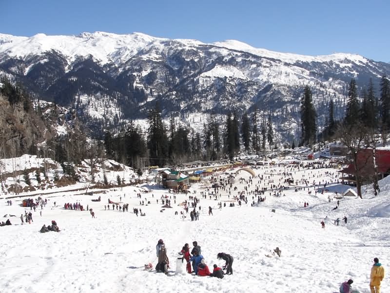 Adorable View Of Solang Valley With Snow