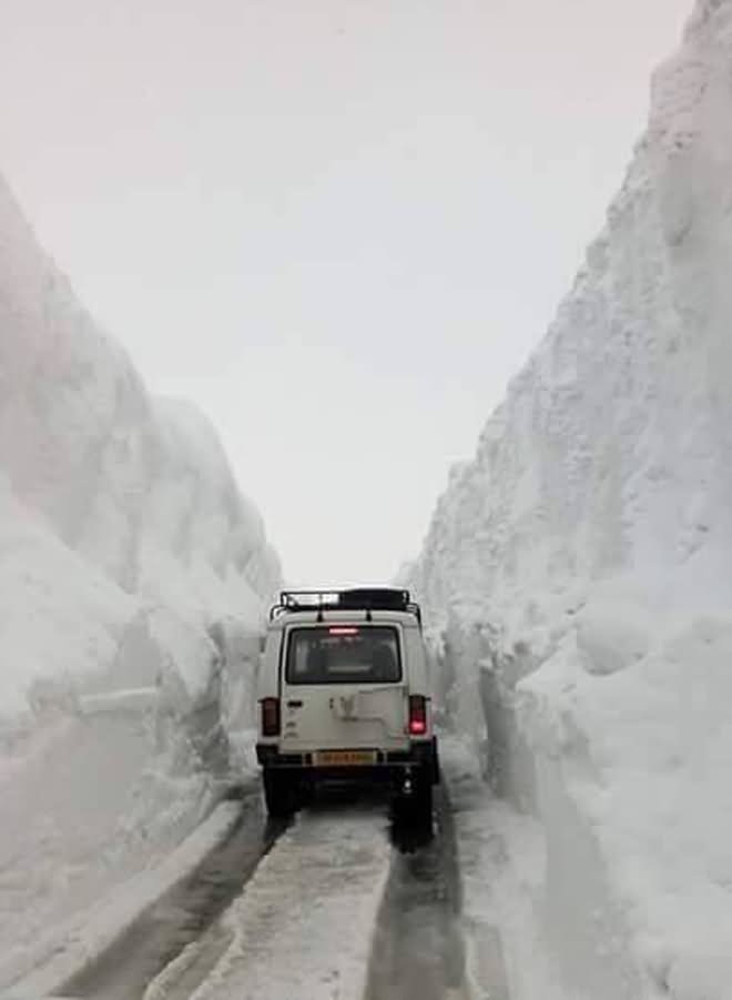 Car Passing From The Rohtang Pass Road