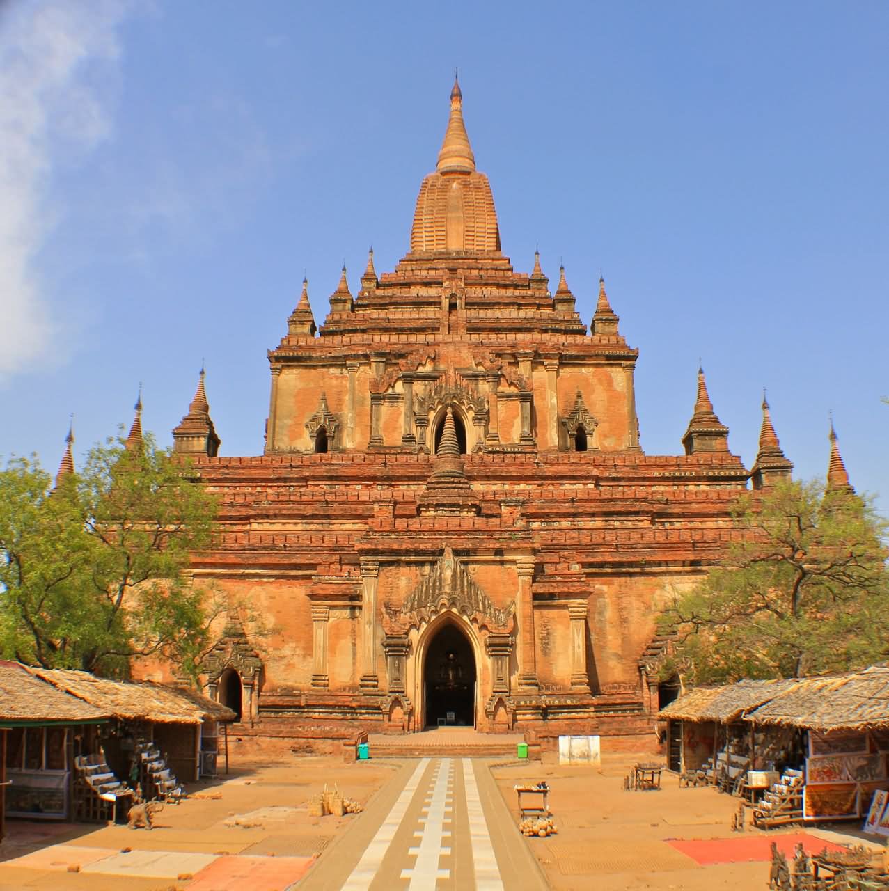 Main Entrance Of The Thatbyinnyu Temple