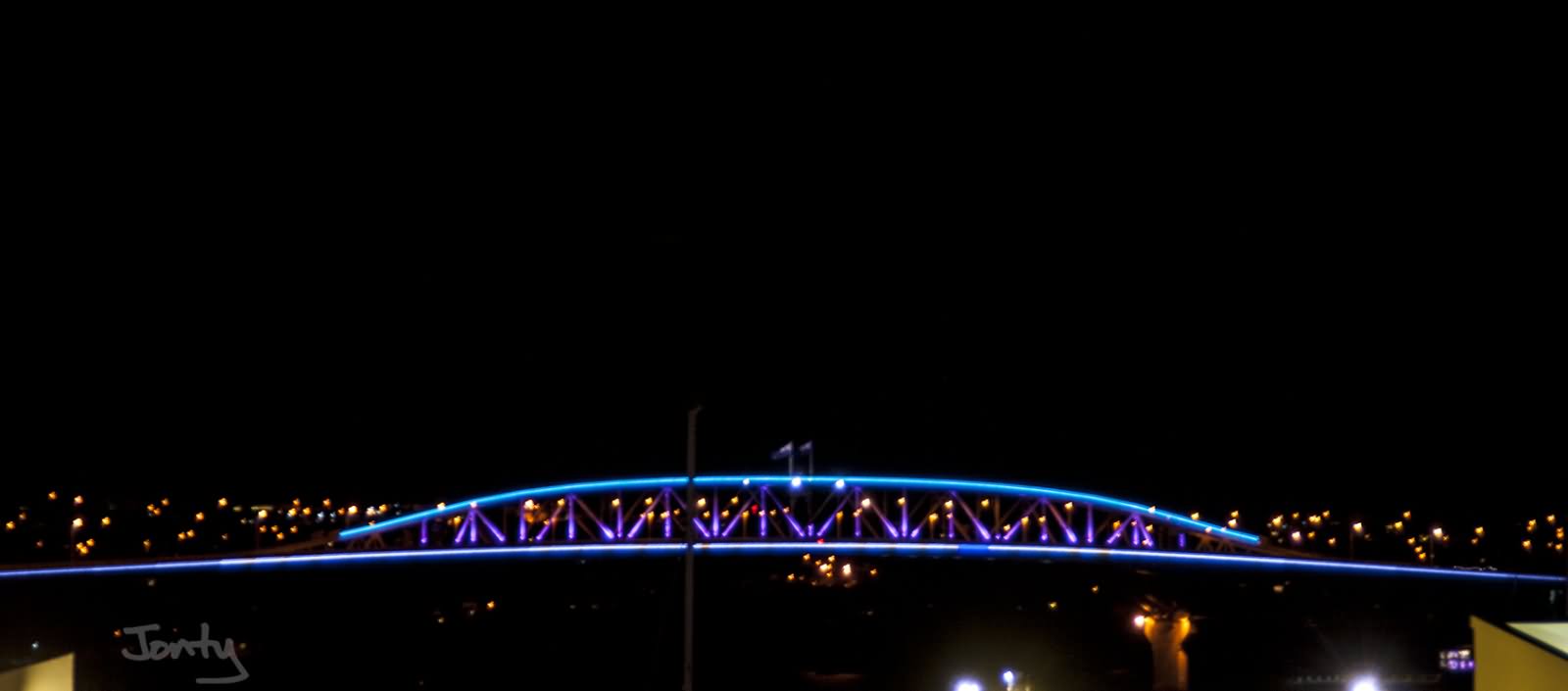 Night Lights View Picture Of The Auckland Harbour Bridge