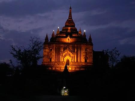 Night View Of The Thatbyinnyu Temple, Myanmar