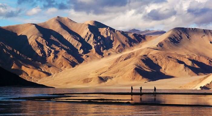 Pangong Tso Lake In Ladakh During Sunset Picture