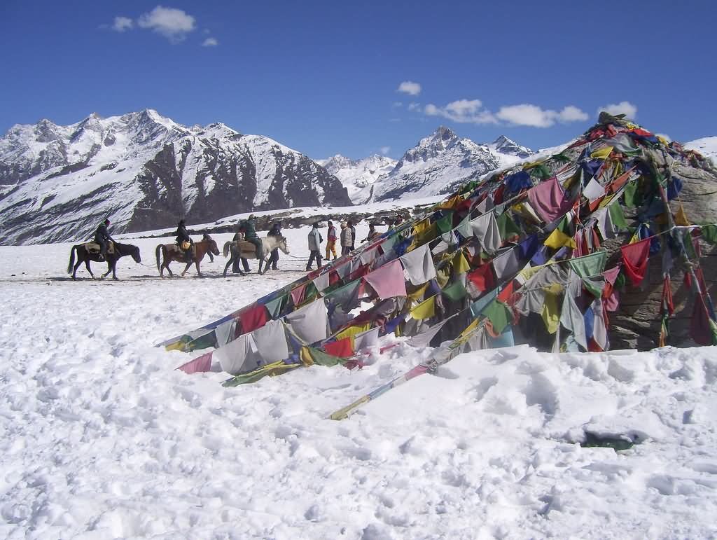 Rohtang Pass With Snow Picture