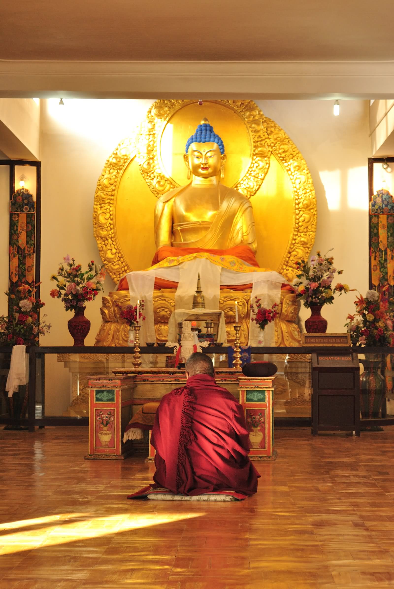 Shanti Stupa Inside Picture