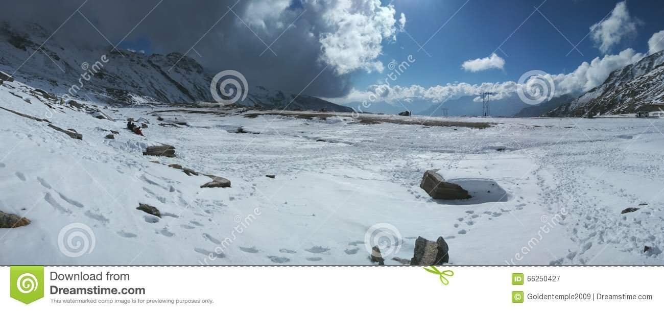 Snow Covered Rohtang Pass