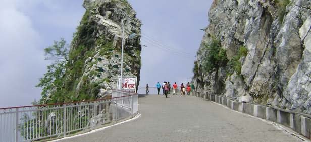 Vaishno Devi Temple Pathway Picture