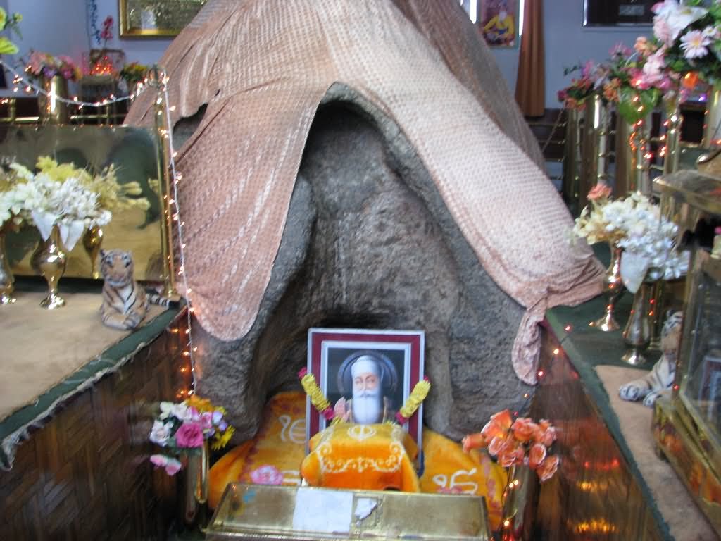 Gurdwara Pathar Sahib In Leh Inside Picure