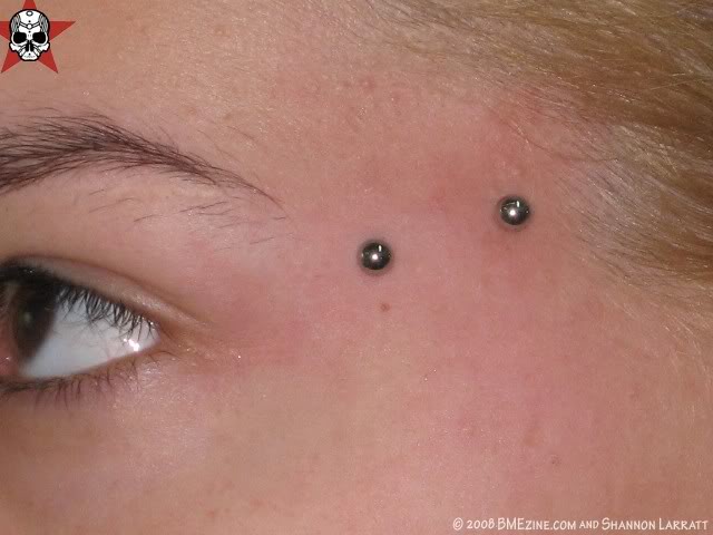 Silver Barbell Cat Eye Piercing For Young Girls