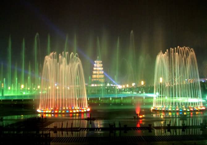 Stunning Night View of Giant Wild Goose Pagoda And Fountains