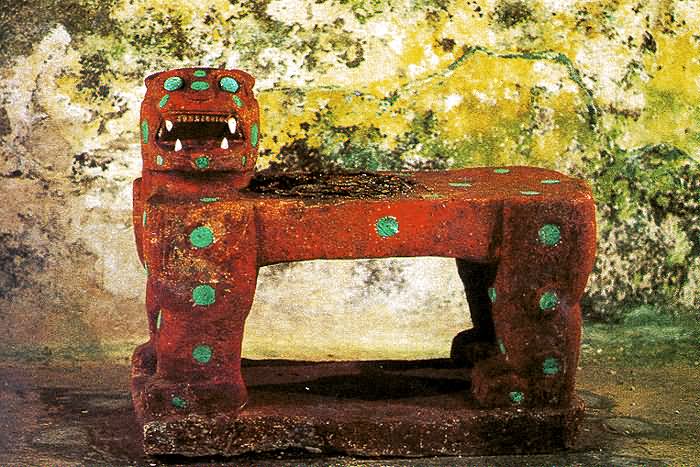 Closeup Of The Jaguar Throne Inside The El Castilo