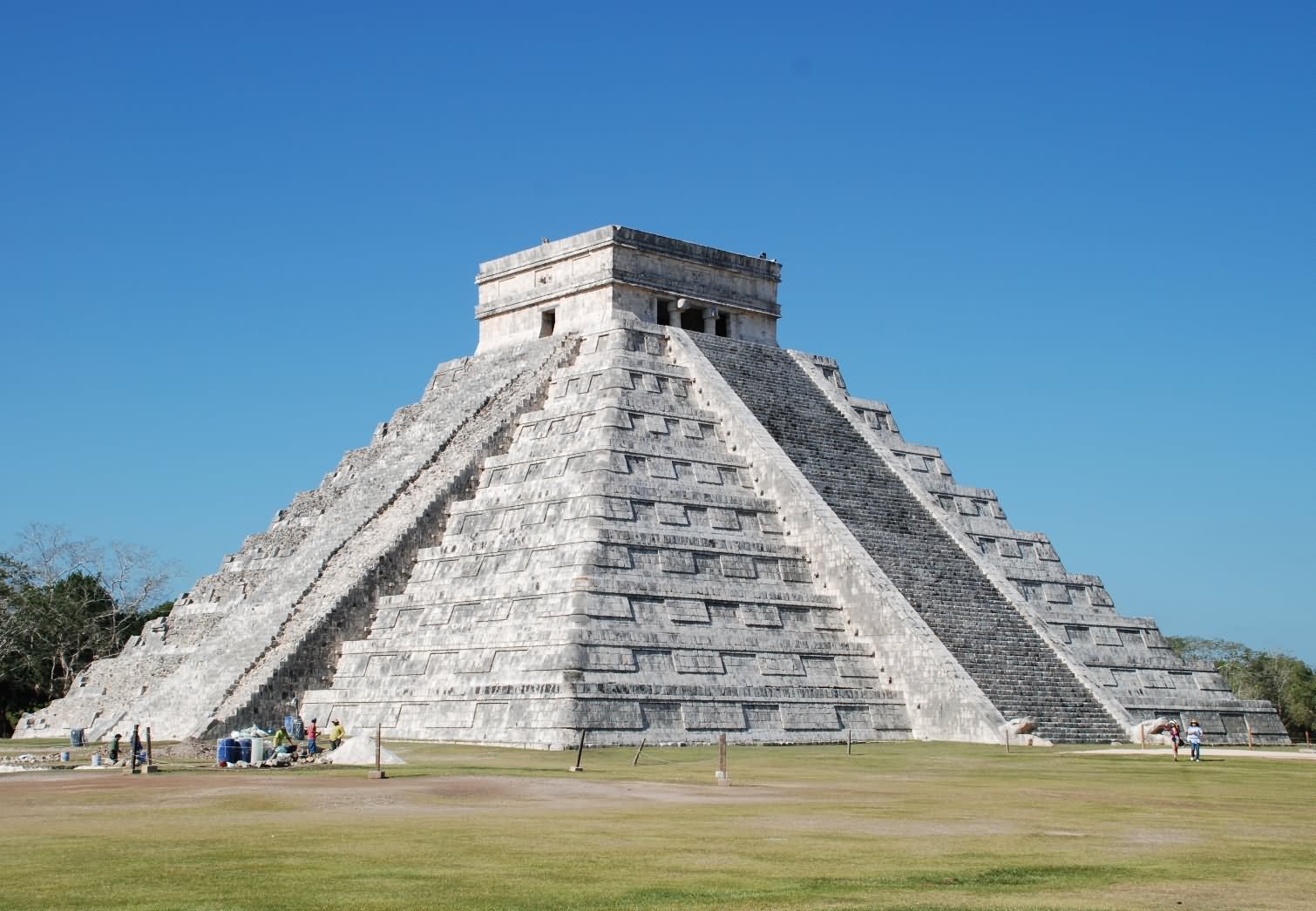 El Castillo, Chichen Itza In Mexico