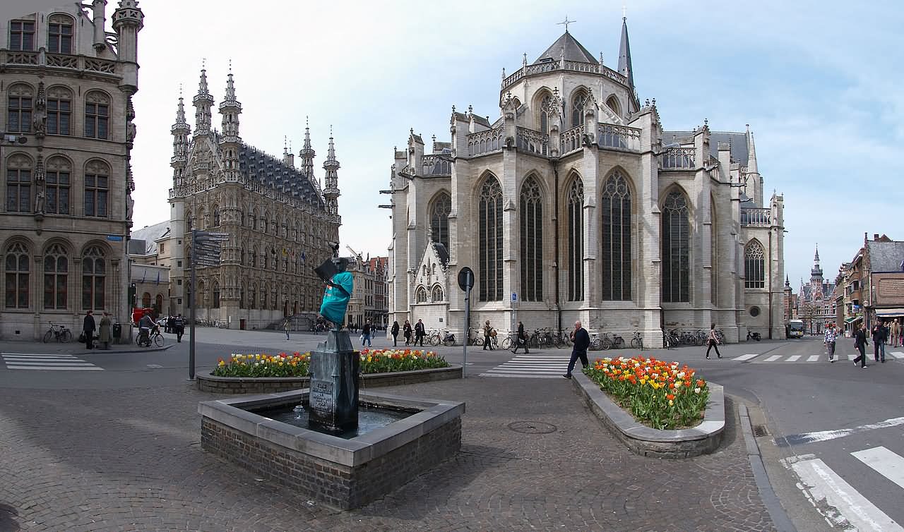 Fonske Statue, Saint Peter's Church And Town Hall In Leuven, Belgium View