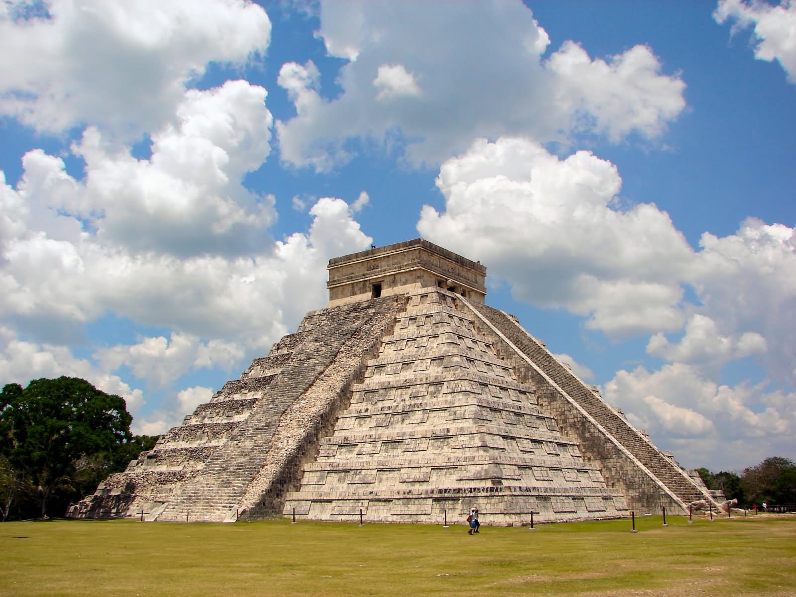 The El Castillo Pyramid View From East