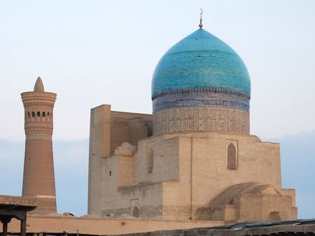 The Po-i-Kalyan Mosque And Minaret Picture