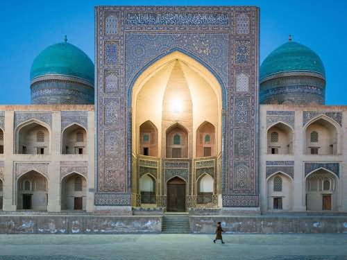 The Po-i-Kalyan Mosque Entrance Gate Lit Up At Night