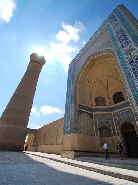 The Po-i-Kalyan Mosque Gate And Minaret Picture