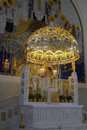 Beautiful Altar Inside The Kirche am Steinhof In Vienna