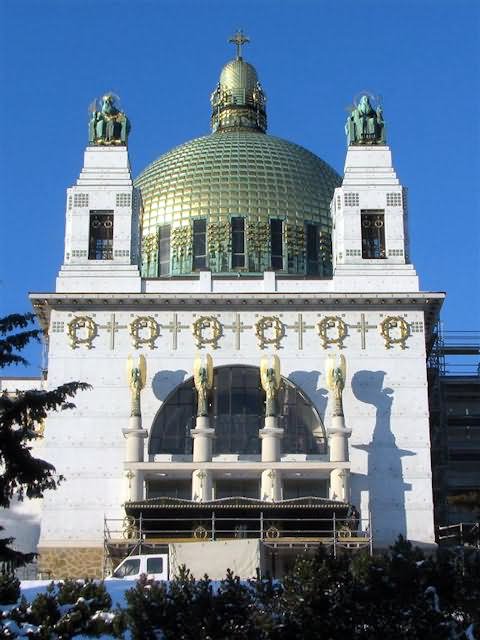 Front Picture Of The Kirche am Steinhof In Vienna