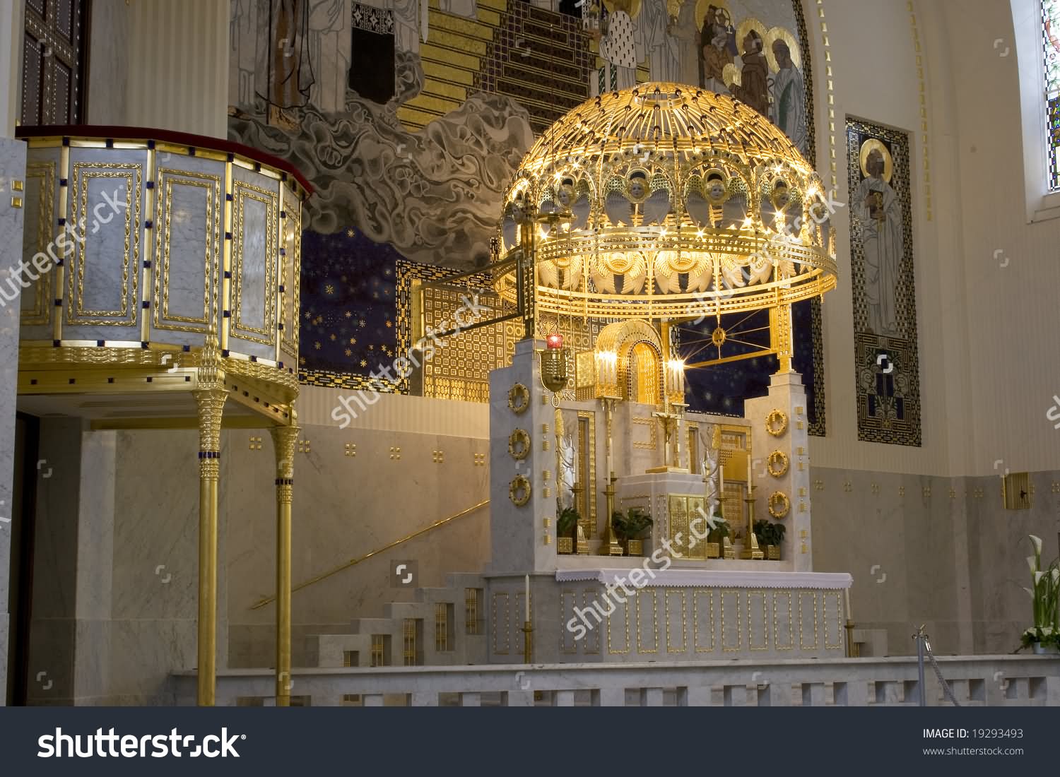 Side View Of The Kirche am Steinhof Inside View Image