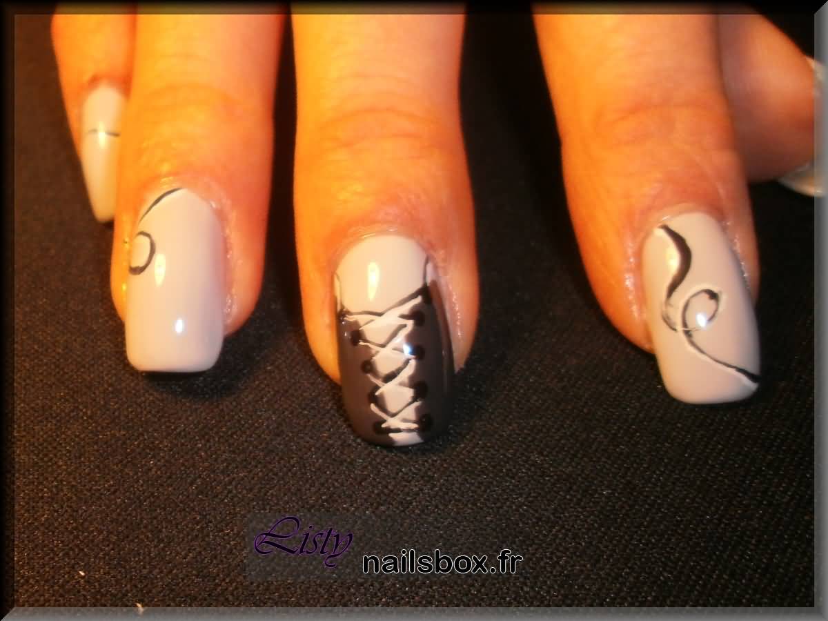 Beautiful Accent Corset Nail Art